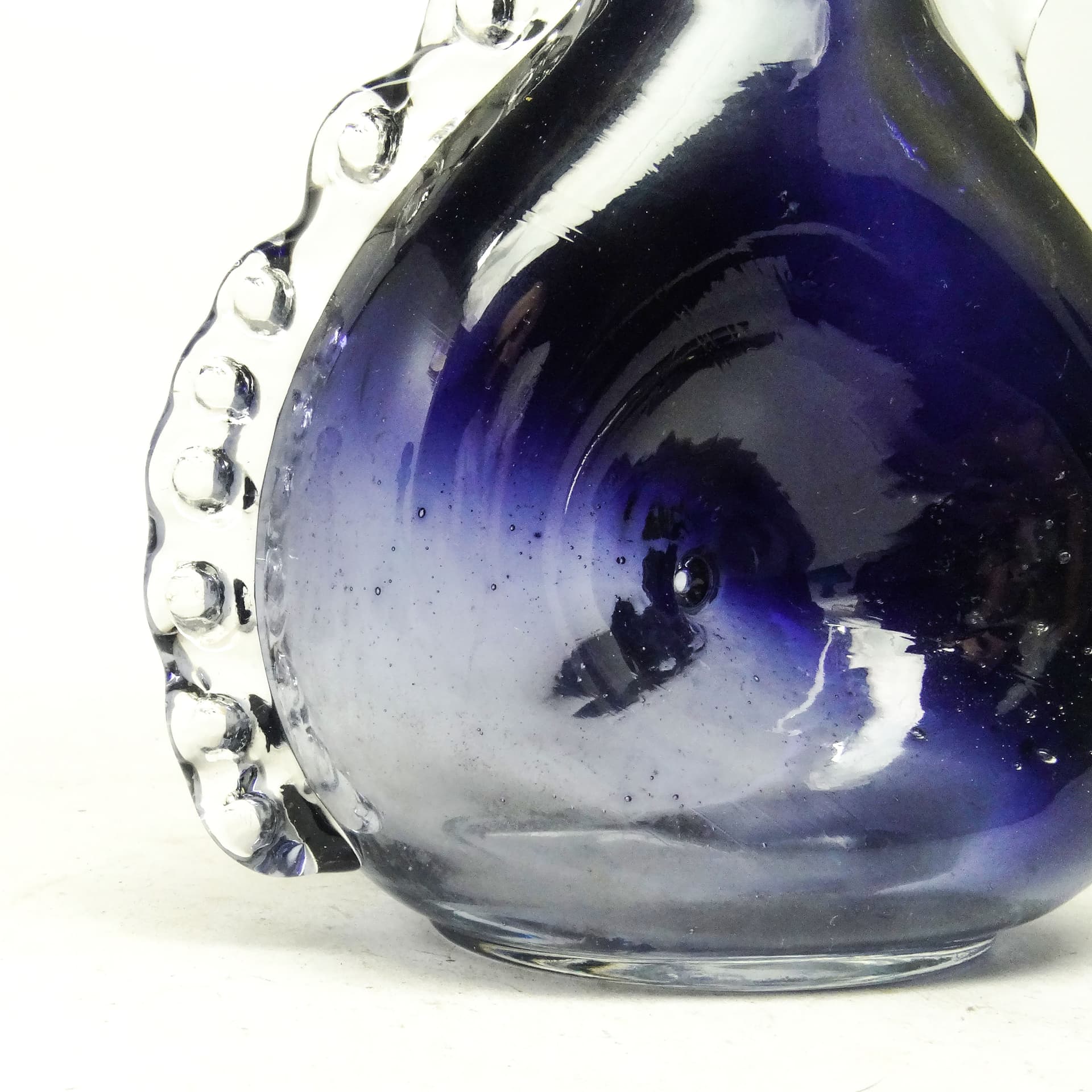 Dzbanek Mid-Century Modern, szkło dwuwarstwowe kobaltowe, proj. K. Gorski, Polska, lata 70. - 231632