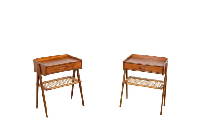 Para stolików nocnych, teak brązowy, rattan beżowy, proj. S. Rasmussen, Dania, lata 60. - WYMIARY