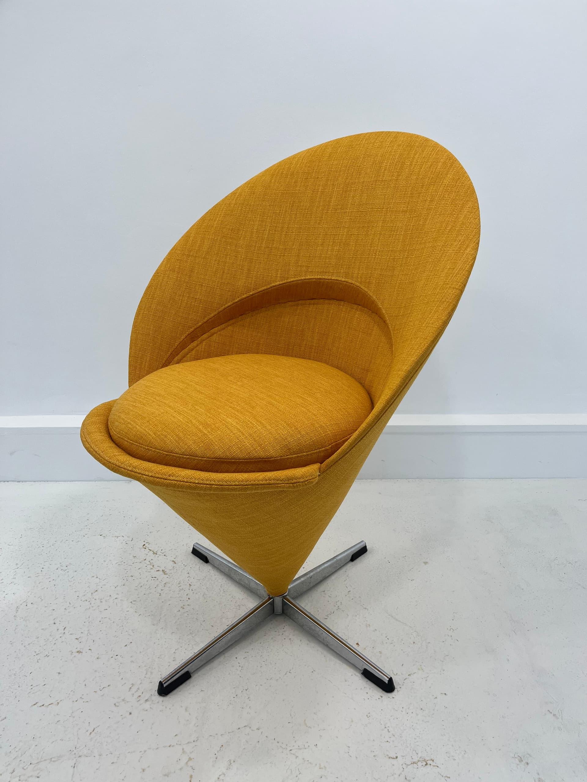 Fotel Cone, żółty, proj. V. Panton, lata 50. - 232028