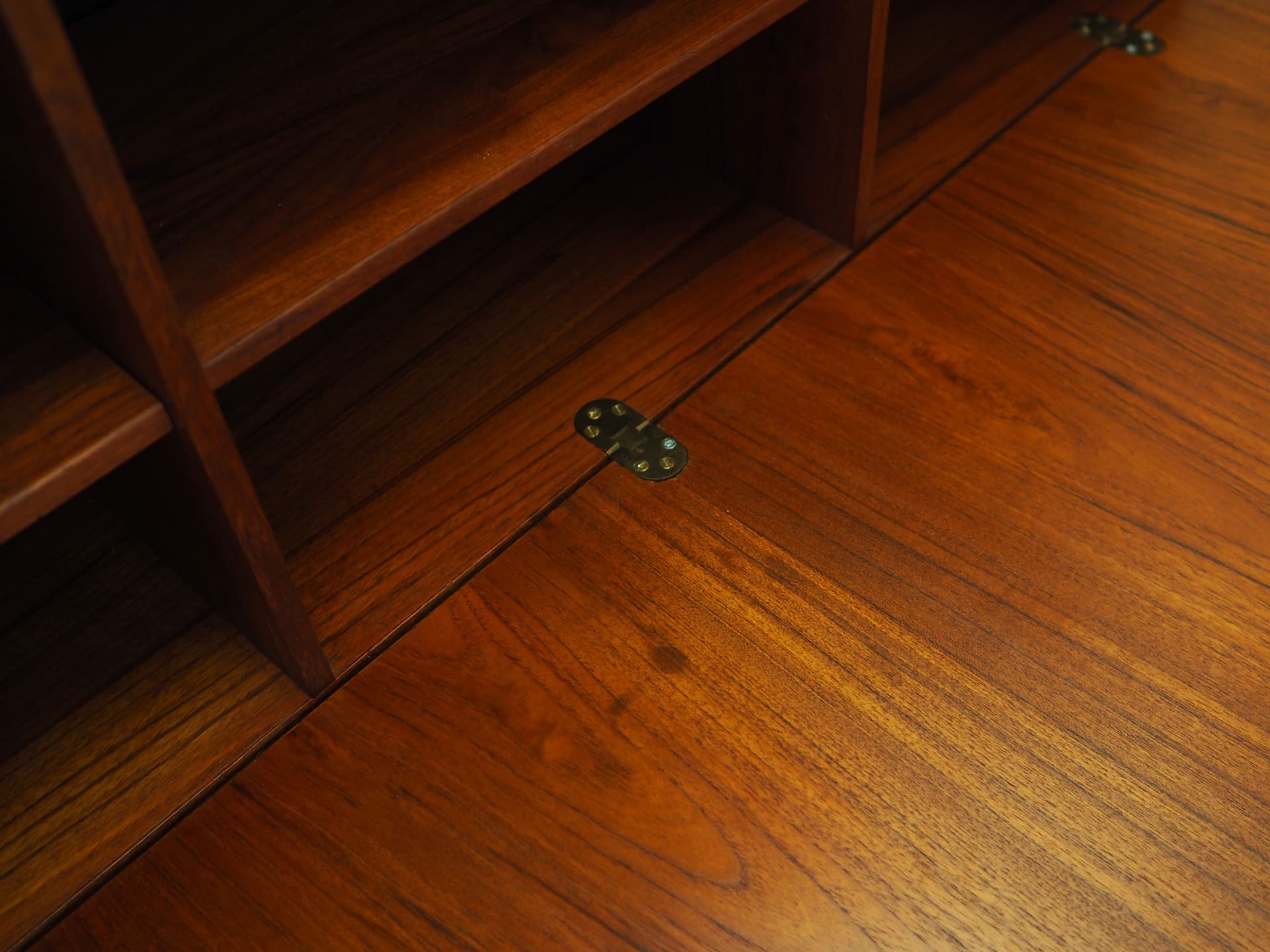 Regał, teak orange, proj. P. Løvig Nielsen, Dania, lata 70. - 77505