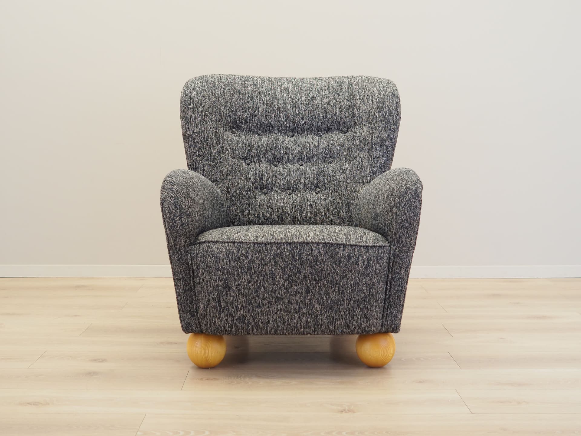 Armchair, Scandinavian design, grey, wood, Denmark, 1960s. - 77535