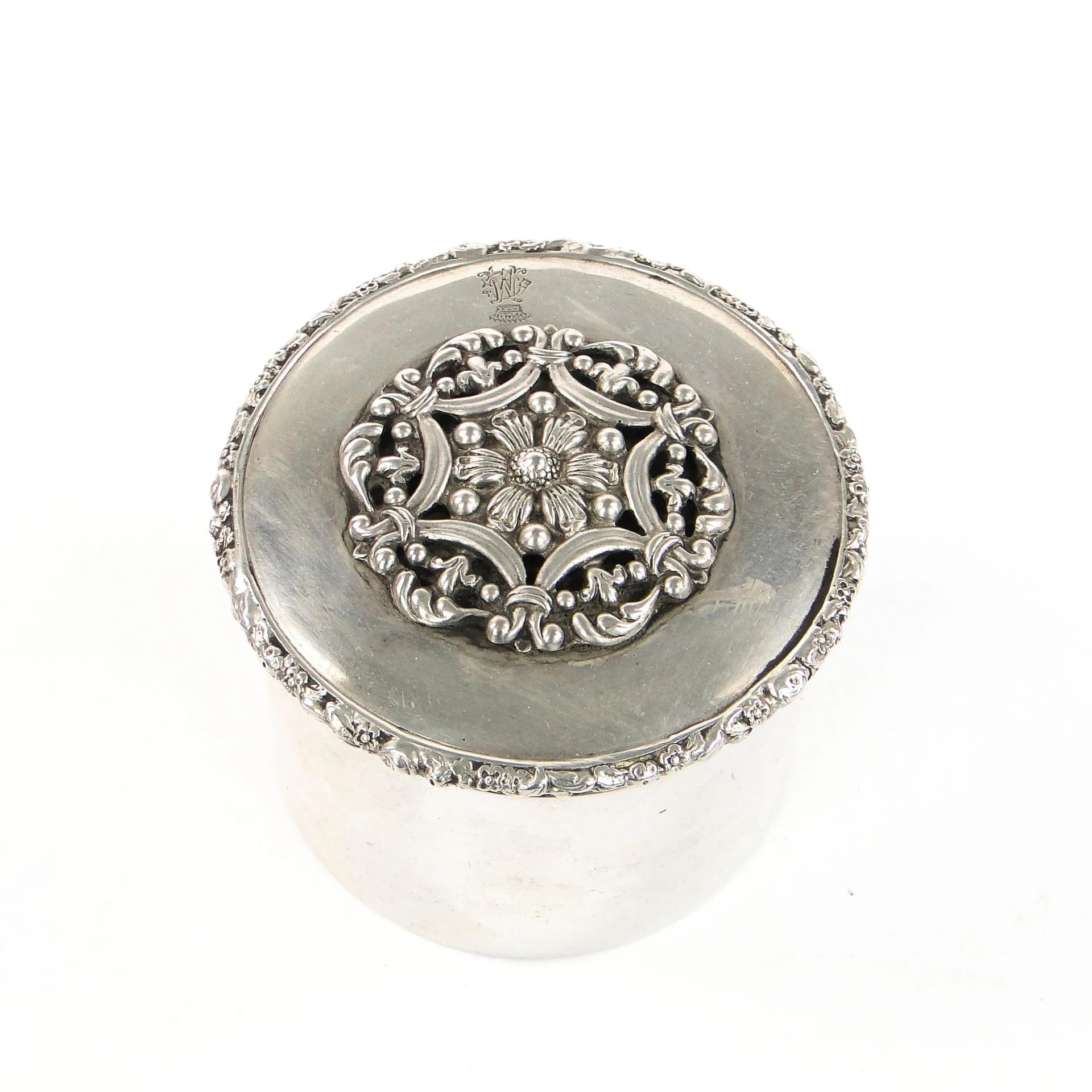 Neoclassical Decorative Container, Silver, Austria, 19th c. - 17812