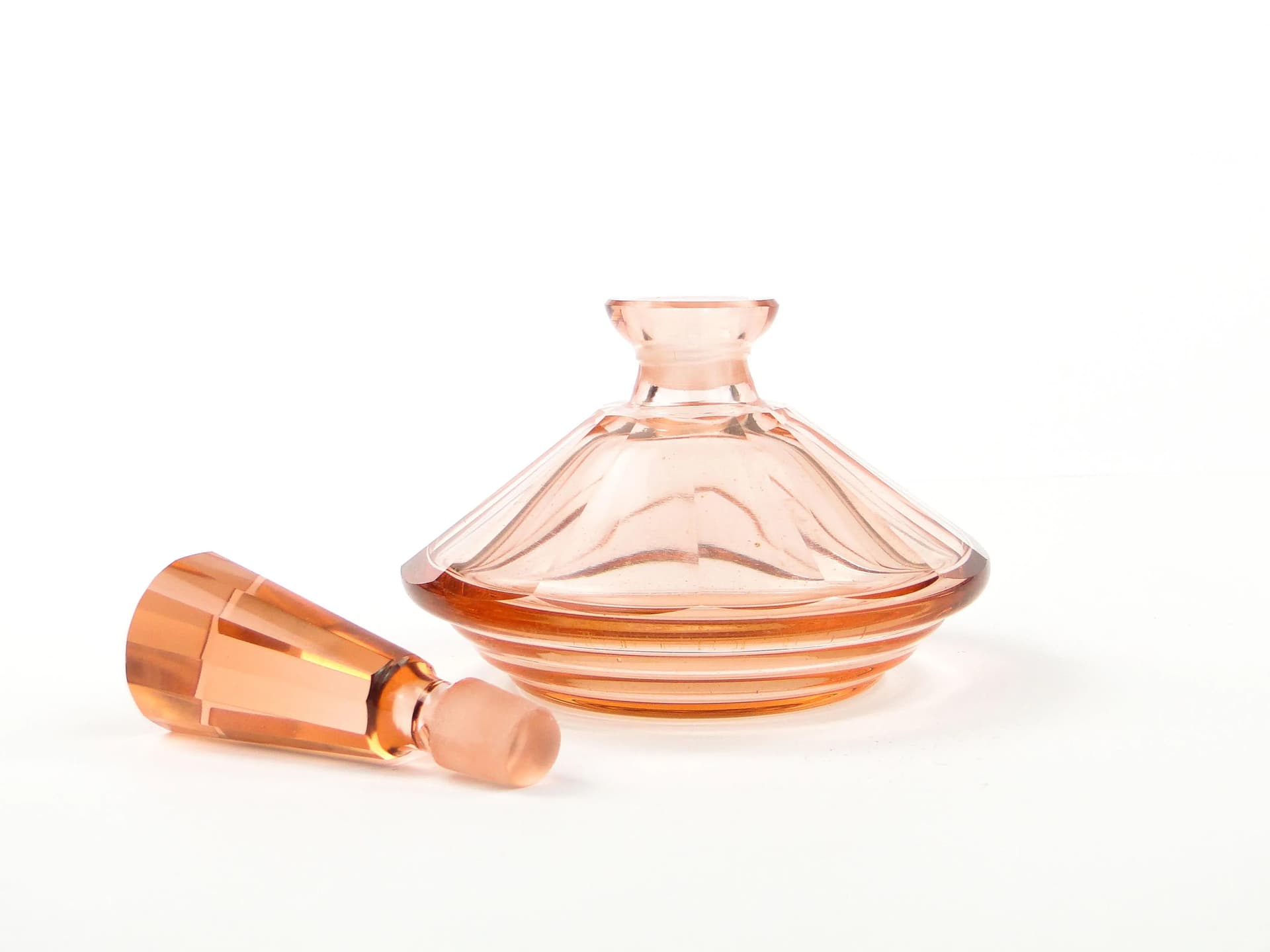 Flakon Art Deco, szkło kryształowe rozalinowy, Czechy, lata 30. - 17806