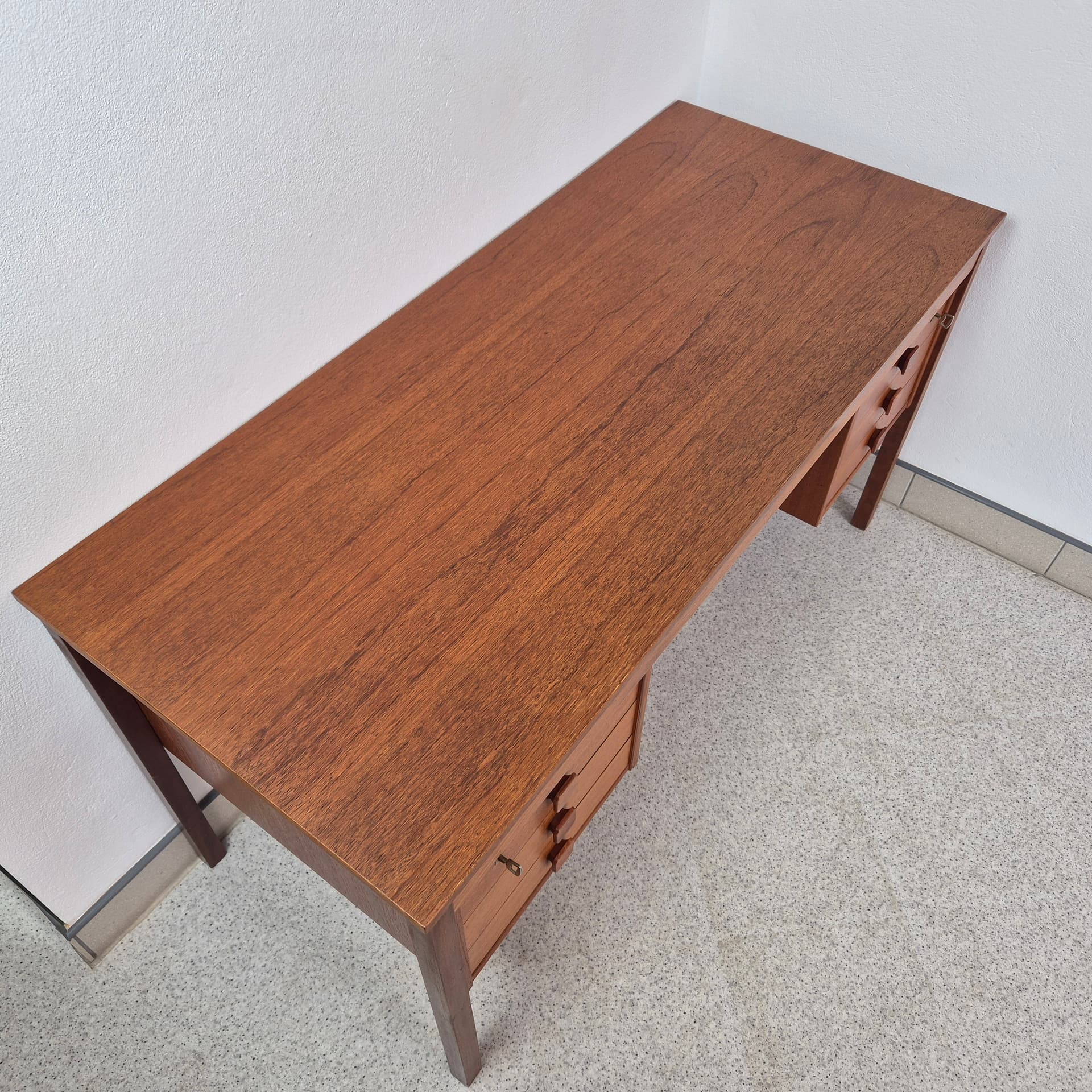 Biurko, Domino Møbler, teak brązowy, Dania, lata 60. - 240055