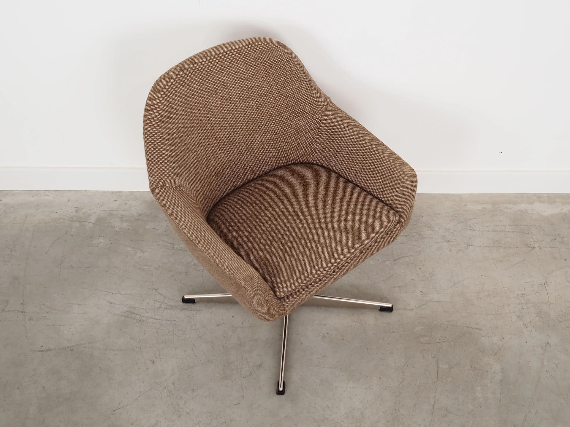 Armchair, brown fabric, metal, Denmark, 1970s - 17250