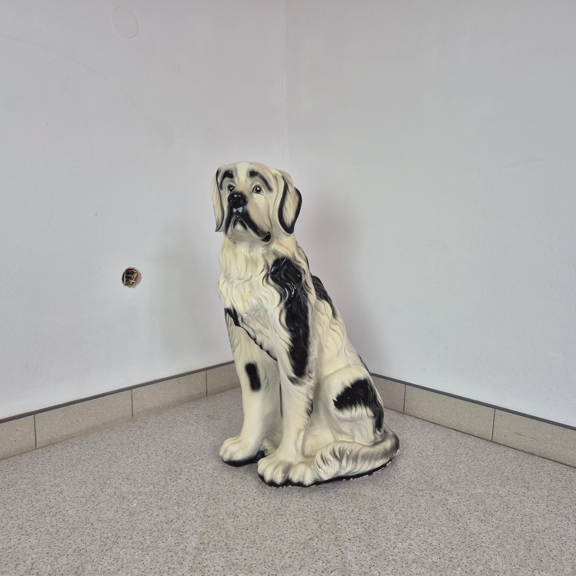 Figura bernardyna, ceramika beżowa, Niemcy, lata 60. - 240082