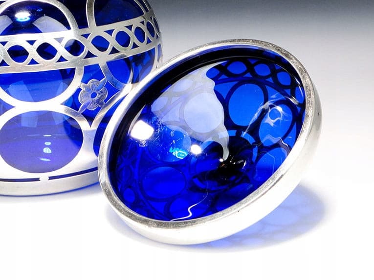 Bomboniera Art Deco, szkło kobaltowe, srebro, proj. J. Beck, Niemcy, lata 20. - 240356