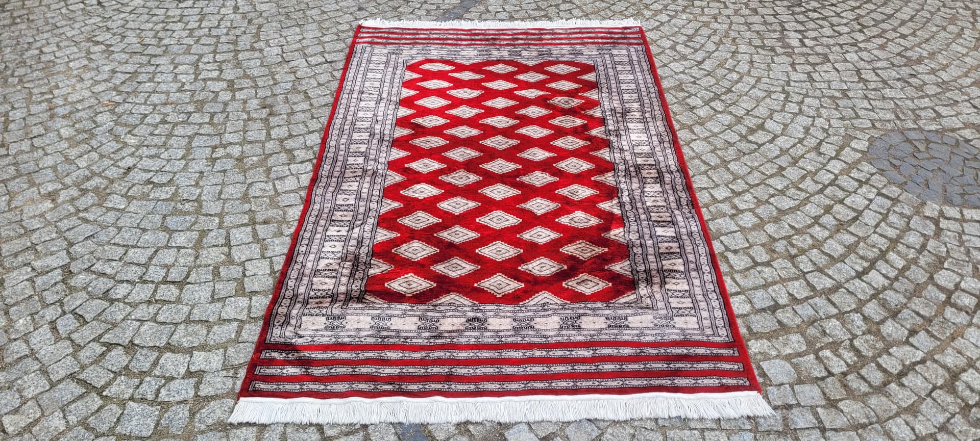 Rug Buchara 205x125 cm, red, wool, cotton, Pakistan - 242875