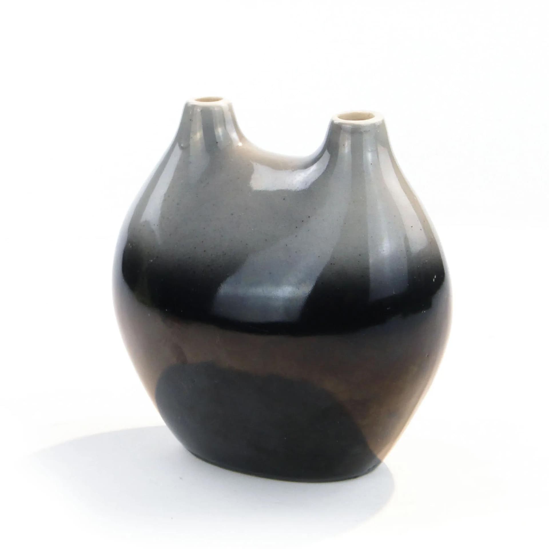 Wazon, porcelit czarny, Chodzież, Polska, lata 60. - 17924