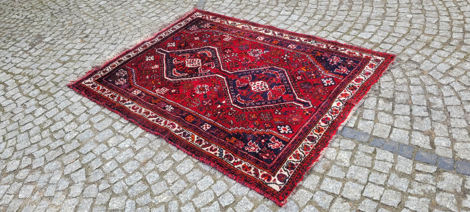 Dywan Kaszkaj, 117x162cm, czerwony, wełna, Iran, lata 60. - 243389