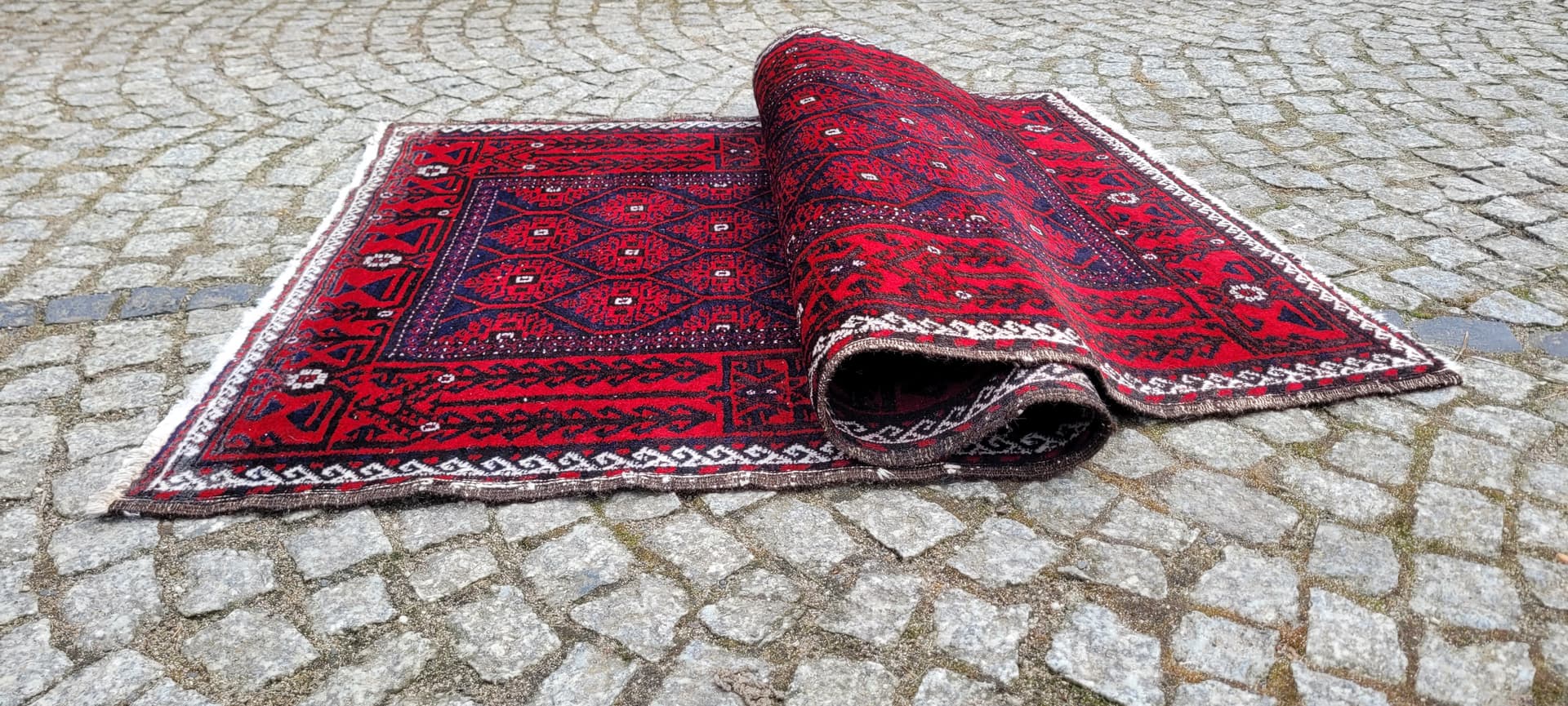 Dywan Beluch, 92x160 cm, czerwony, wełna, Iran, lata 80. - 243487