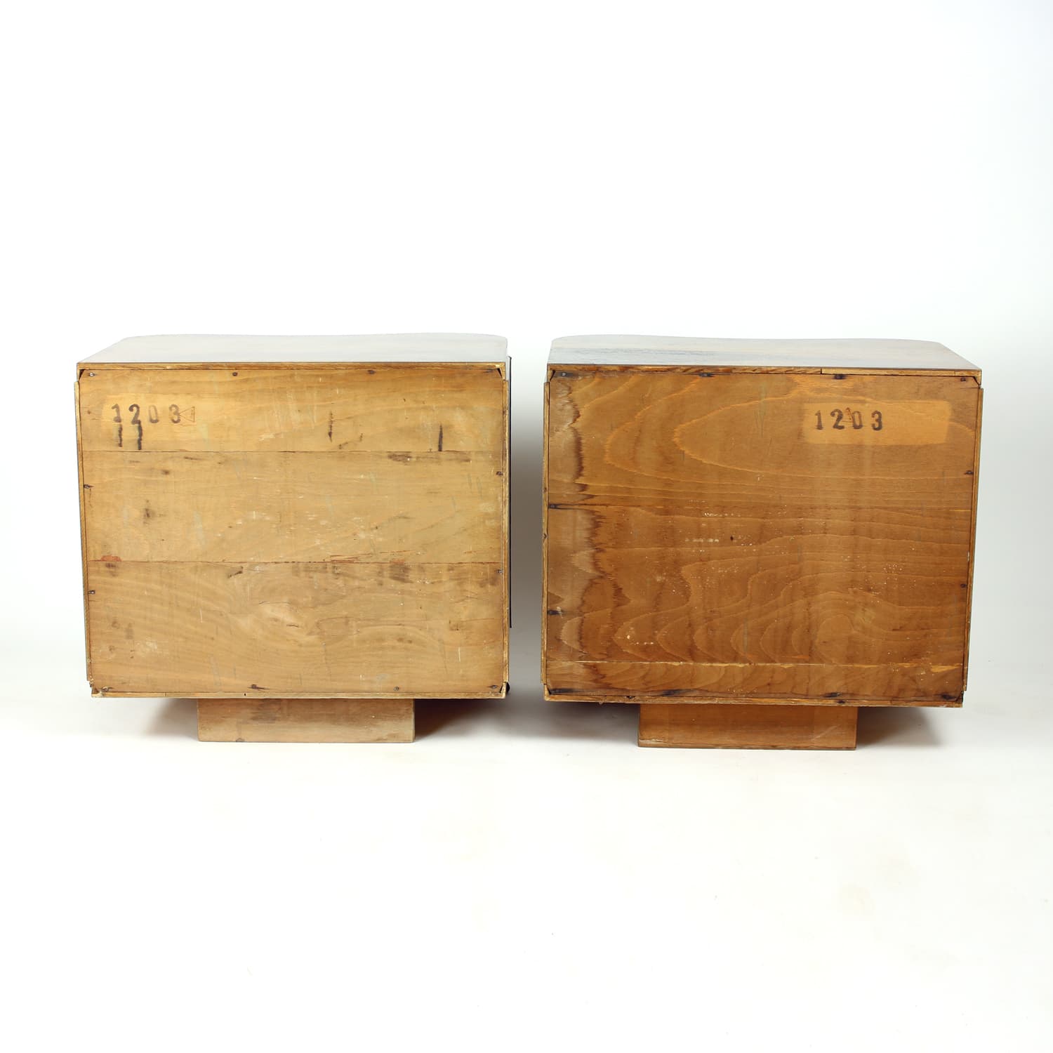 Para szafek nocnych Art Deco, orzech brązowy, proj. J. Halabala, UP Závody, Czechy, lata 30. - 243560