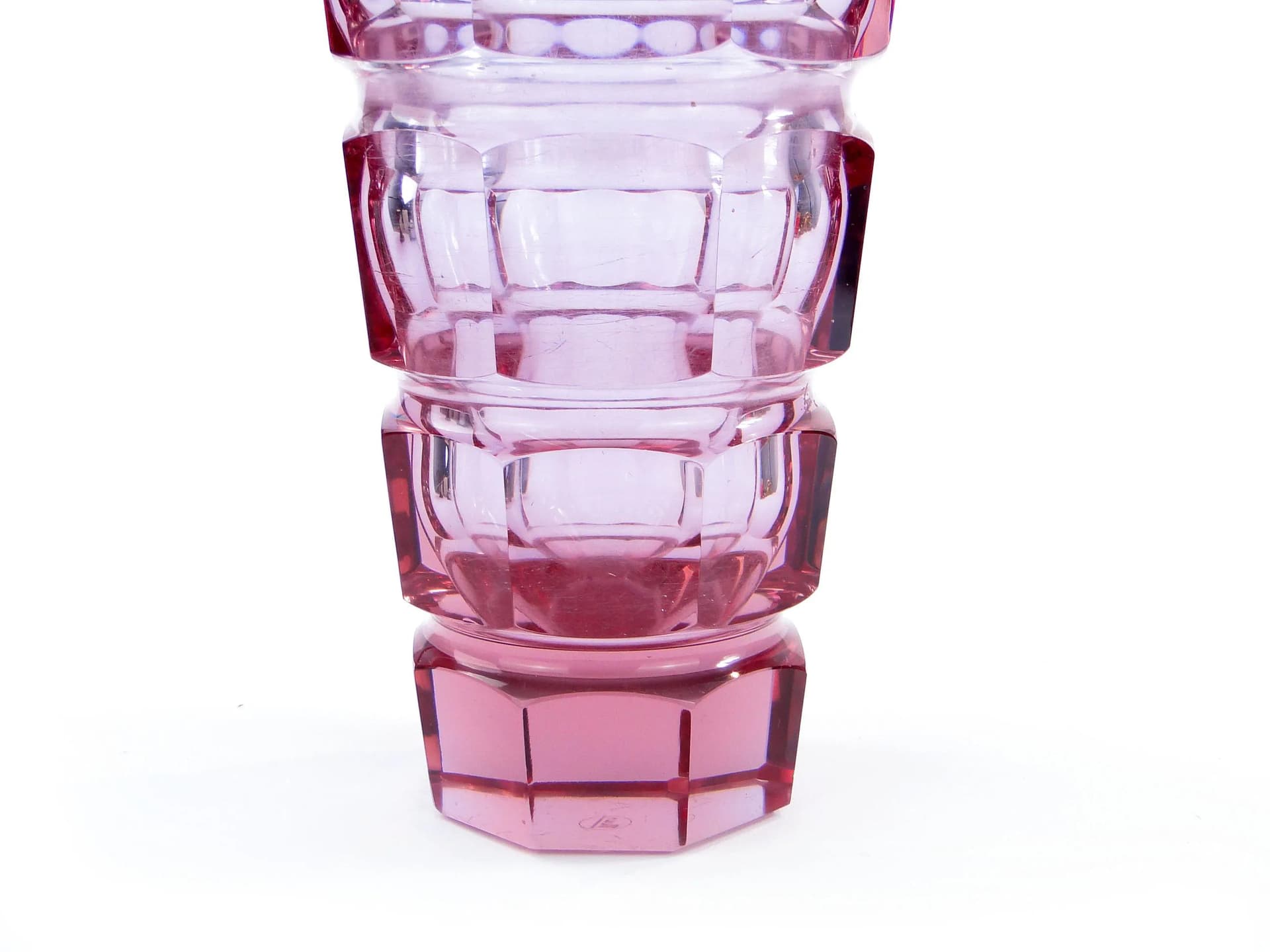 Wazon kryształowy aleksandrytowy, fioletowy, proj. J. Hoffmann, Austria, lata 30. - 18067