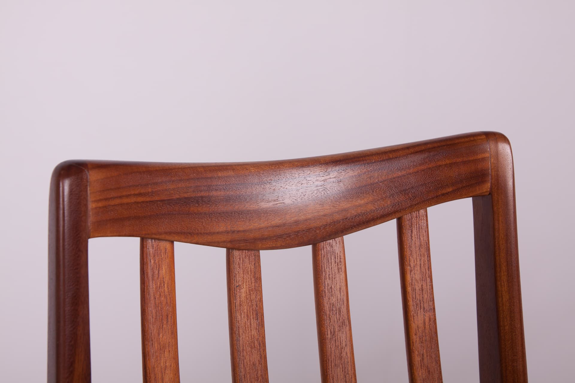 Komplet czterech krzeseł, velvet czarny, teak, proj. L. Dandy, G-Plan, Wielka Brytania, lata 60. - 246777