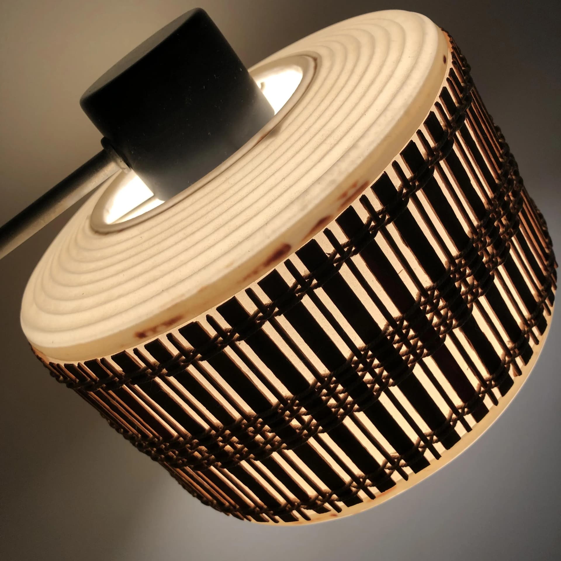 Lampka biurkowa, ivory white, chromowana stal, Niemcy, lata 70. - 18173