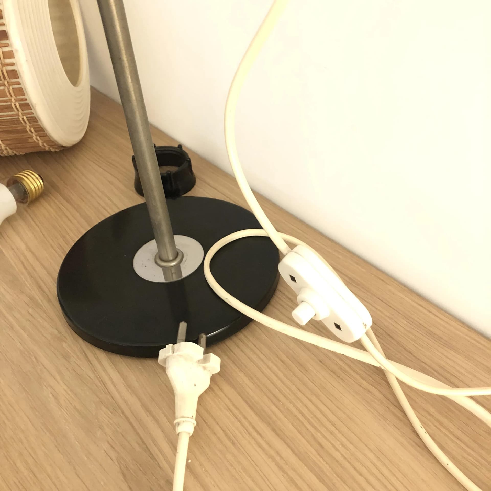 Lampka biurkowa, ivory white, chromowana stal, Niemcy, lata 70. - 18172