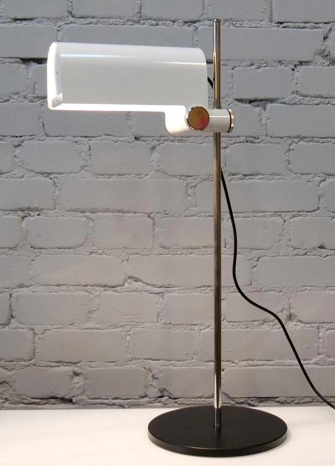 White Minimalist Desk Lamp, by W. Braun Feldweg for Doria, Germany, 1960s - 18509