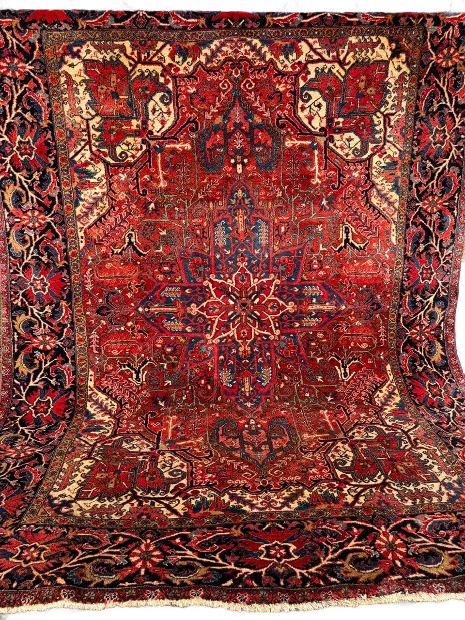 Rug Heriz 350x270 cm, red, wool, Iran, 1980s.
