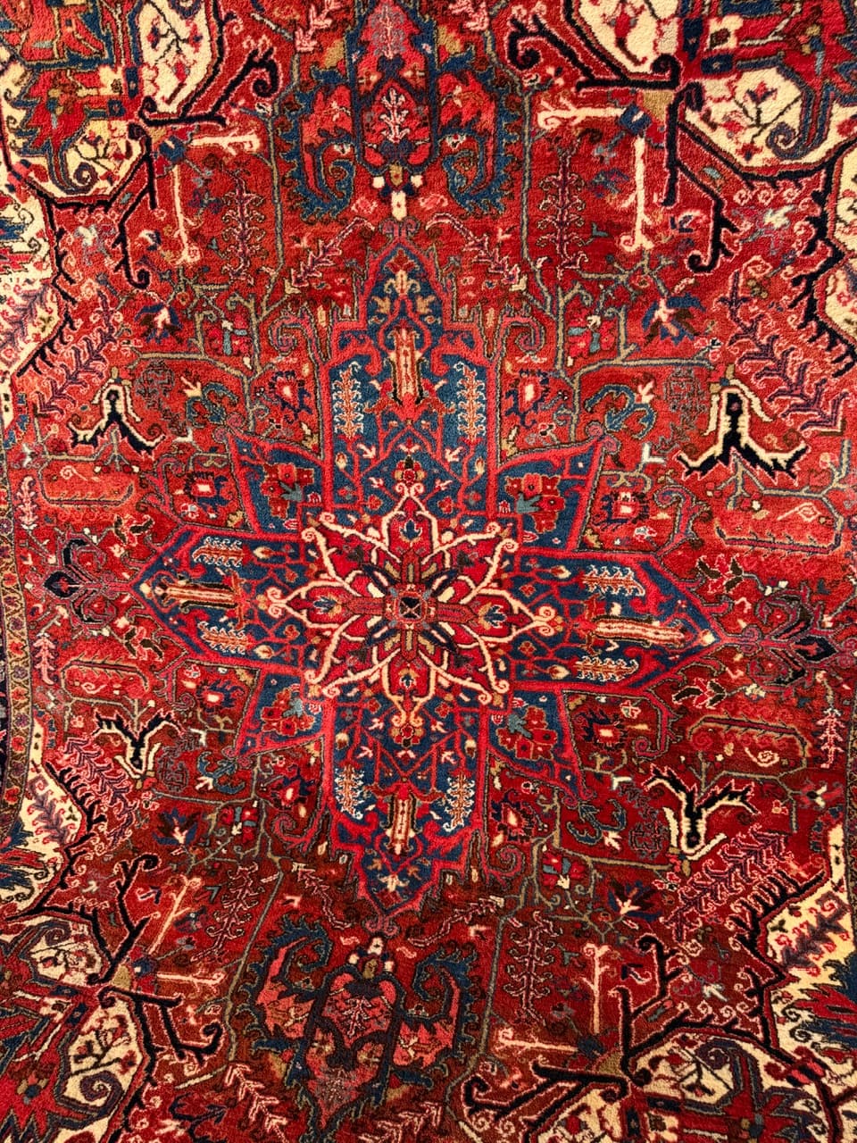 Rug Heriz 350x270 cm, red, wool, Iran, 1980s. - 250342