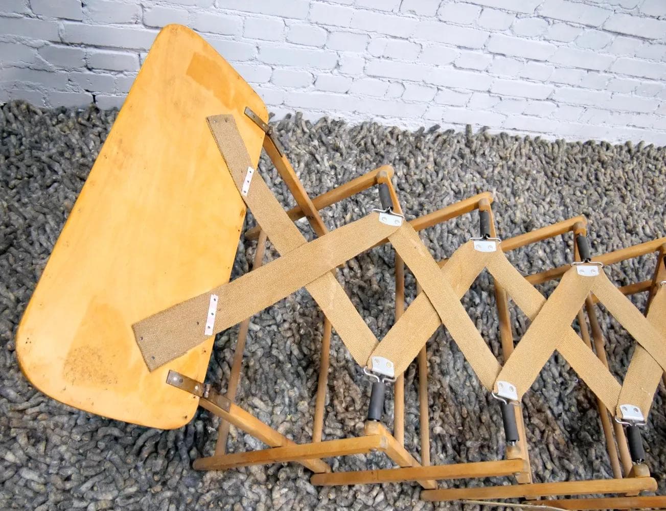 Camp bed Scisor, light brown wood, Germany, 1950s. - 18480