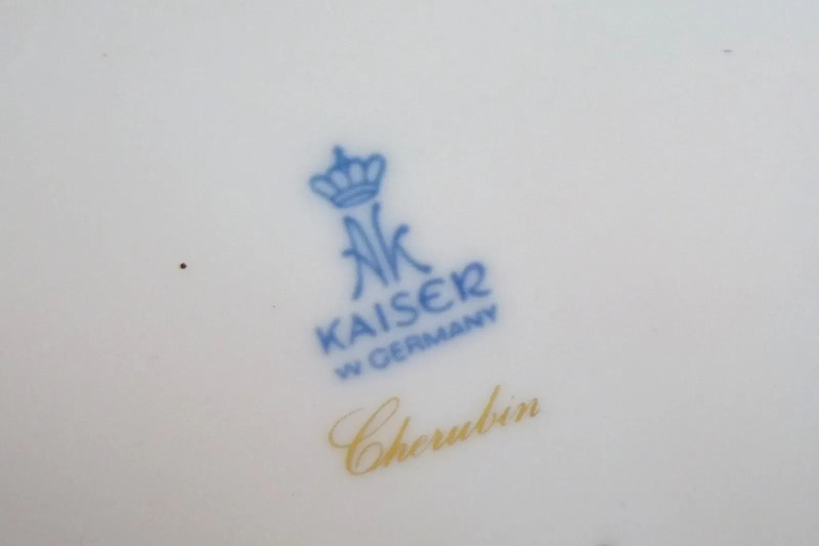 Biały porcelanowy wazon, Kaiser, Niemcy, lata 50. - 18659