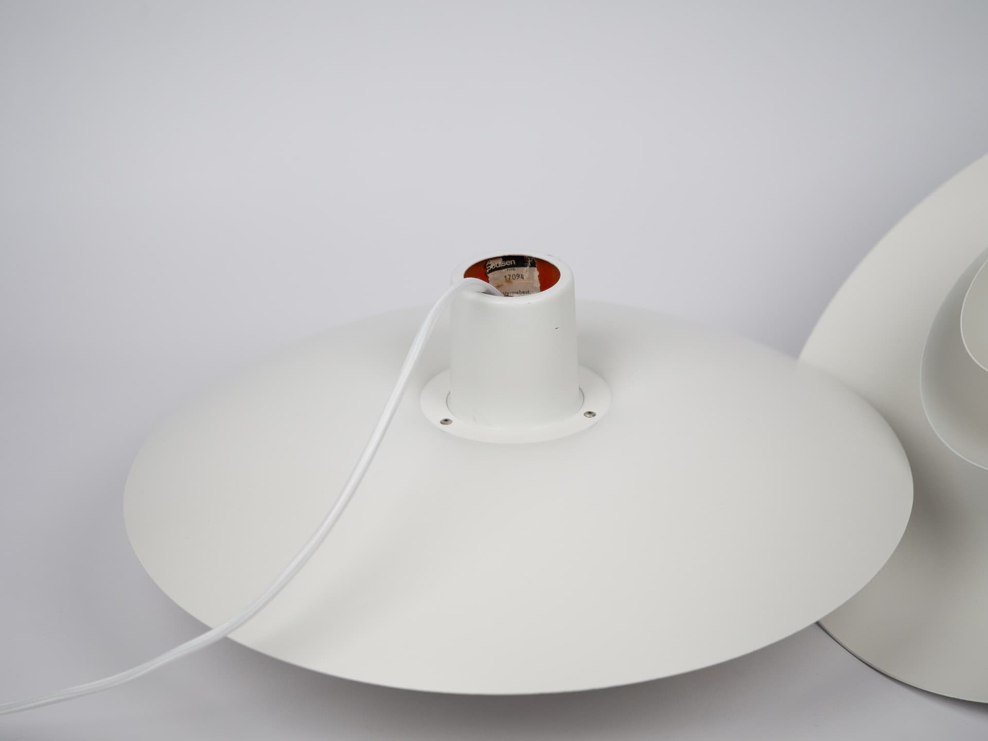 Para lamp wiszących PH 4/3, aluminium biały, proj. P. Henningsen, Louis Poulsen, Dania, lata 70. - 256135