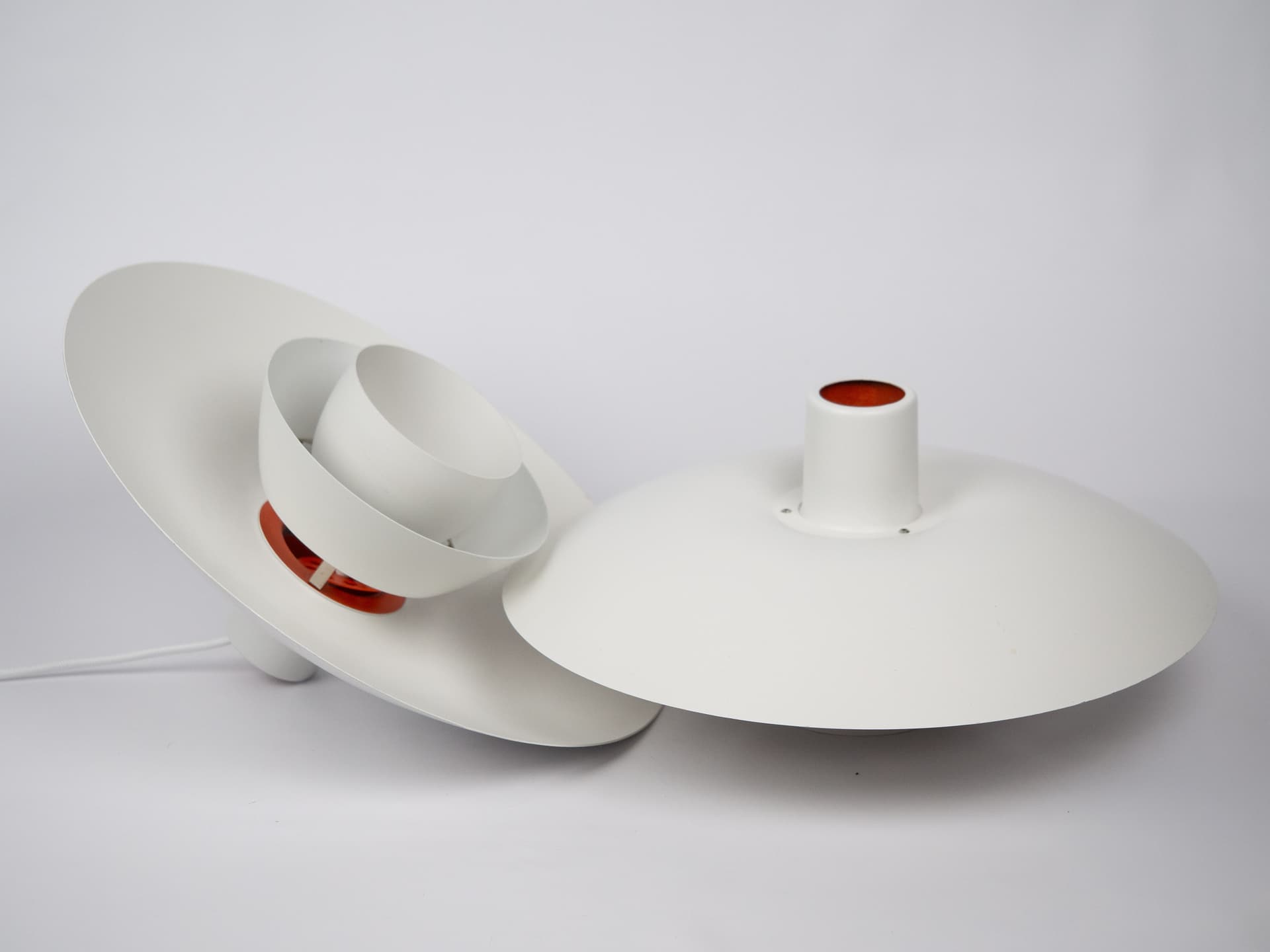 Para lamp wiszących PH 4/3, aluminium biały, proj. P. Henningsen, Louis Poulsen, Dania, lata 70. - 256137