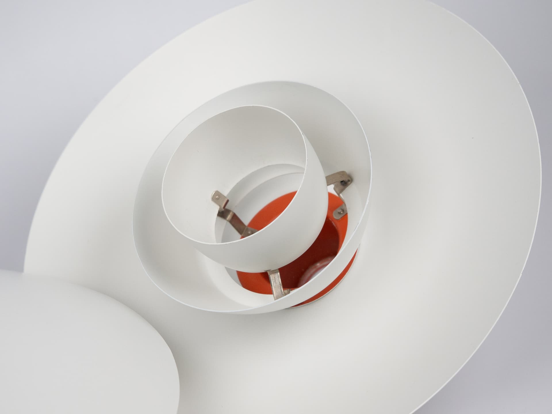 Para lamp wiszących PH 4/3, aluminium biały, proj. P. Henningsen, Louis Poulsen, Dania, lata 70. - 256134