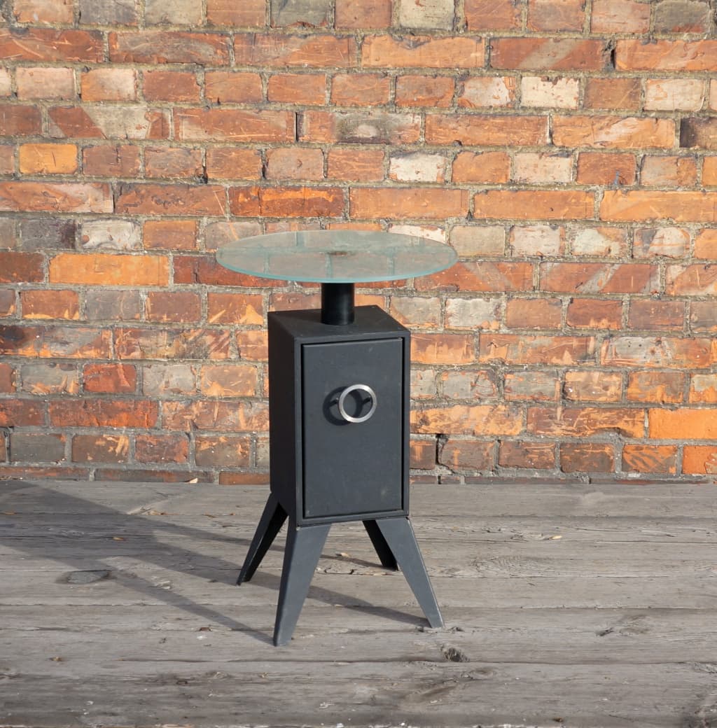 Stolik boczny brutalistyczny, czarny metal, szkło, Francja, lata 70. - 18601