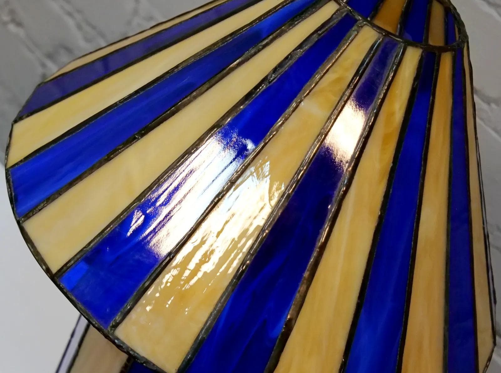 Lampa stołowa witrażowa, multikolor, szkło, Francja, lata 70. - 18888