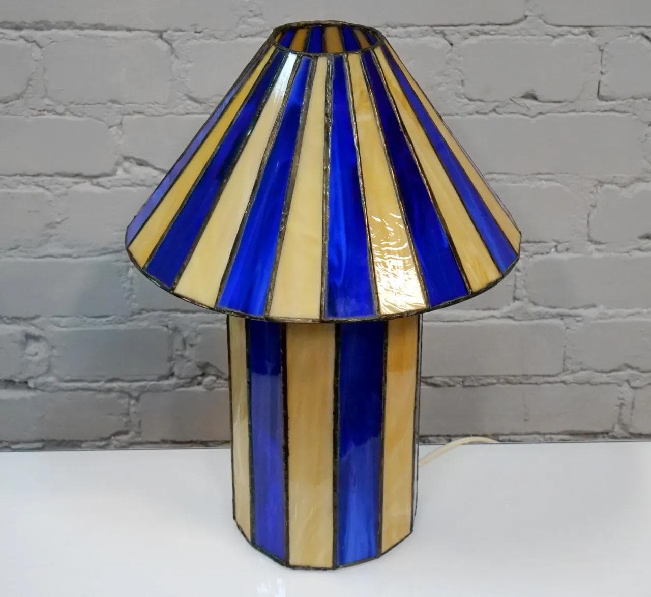 Lampa stołowa witrażowa, multikolor, szkło, Francja, lata 70. - 18892