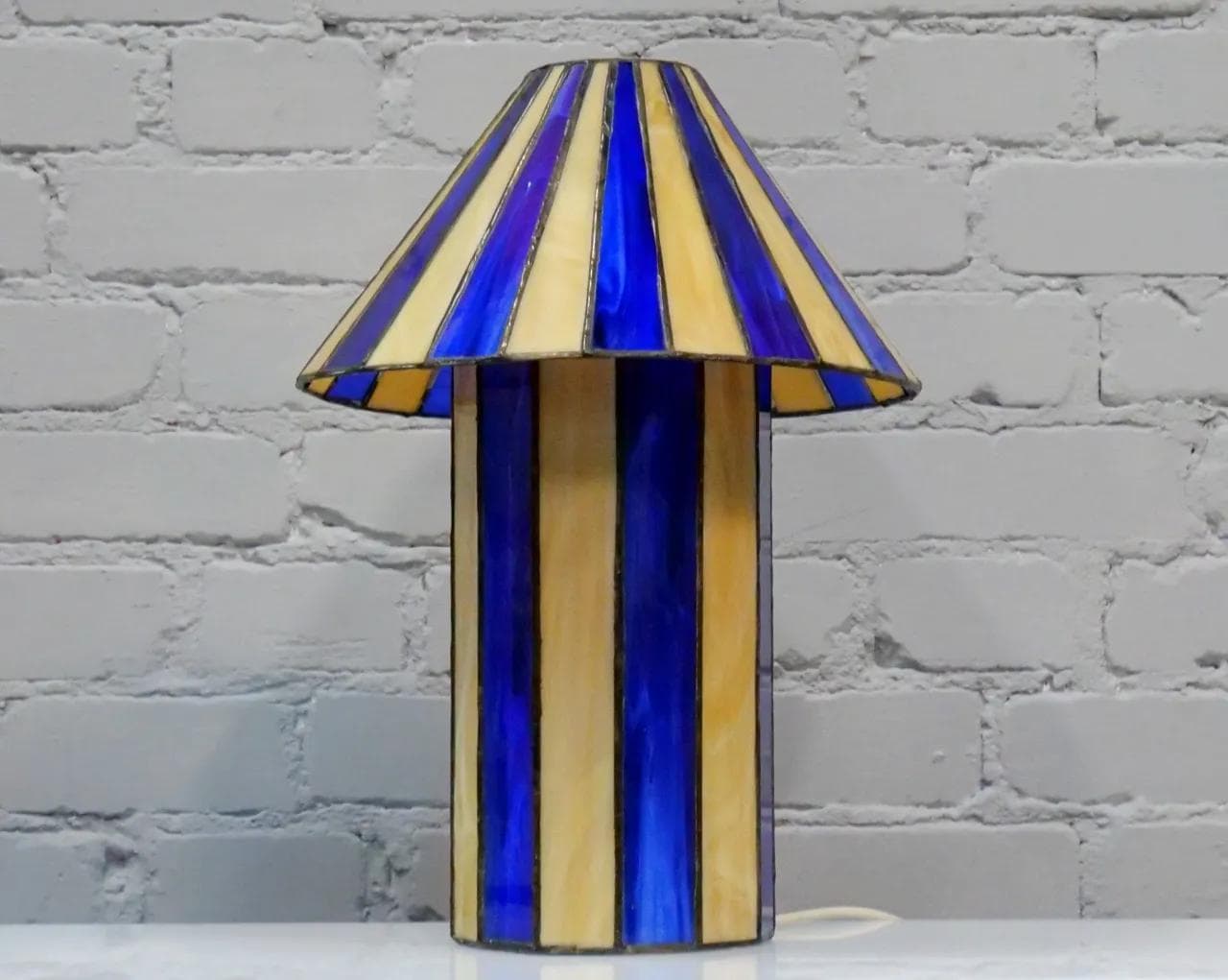 Lampa stołowa witrażowa, multikolor, szkło, Francja, lata 70. - 18891