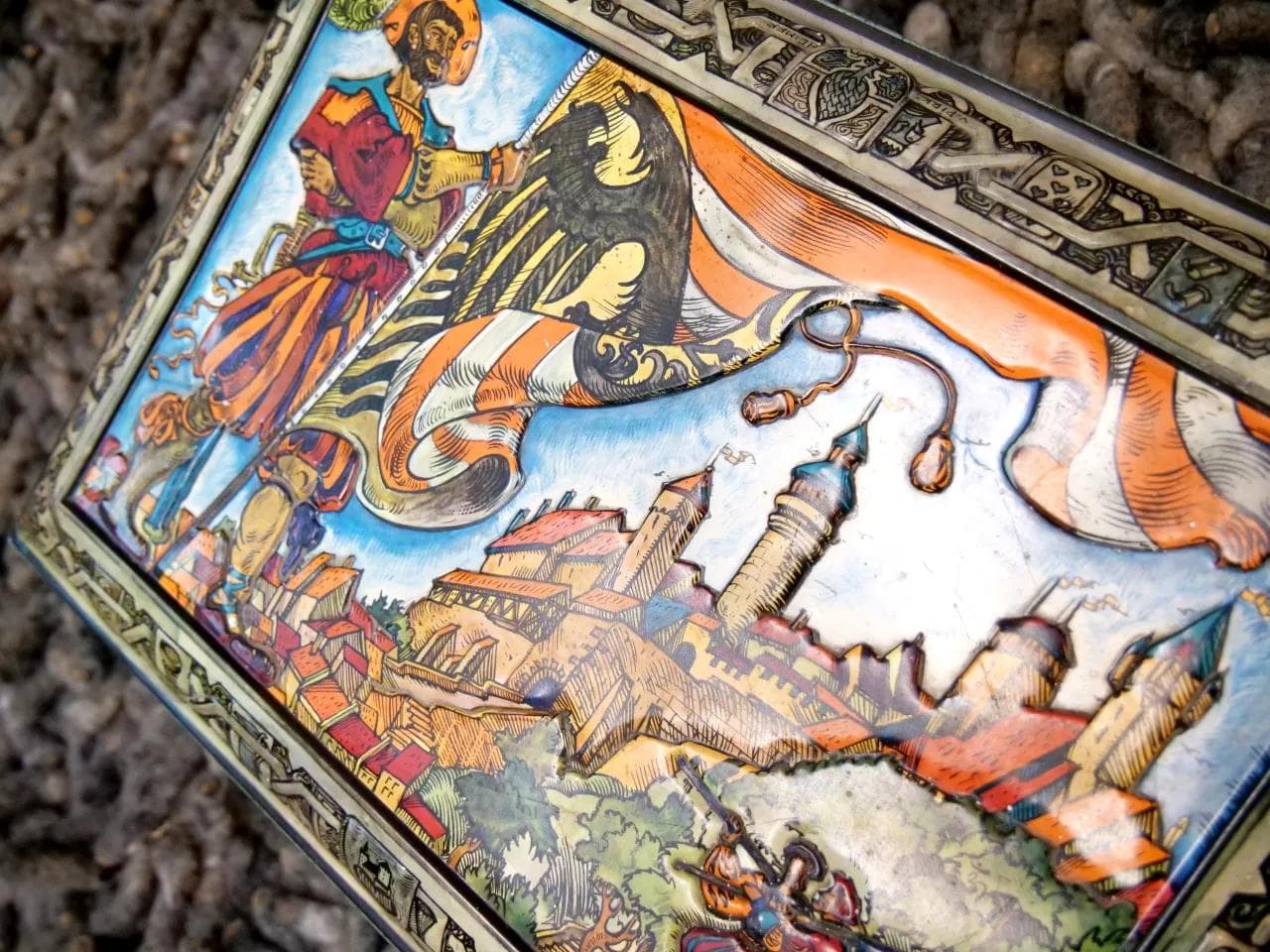 Metal box Historicist, multicolor, Germany, 1950s. - 18869