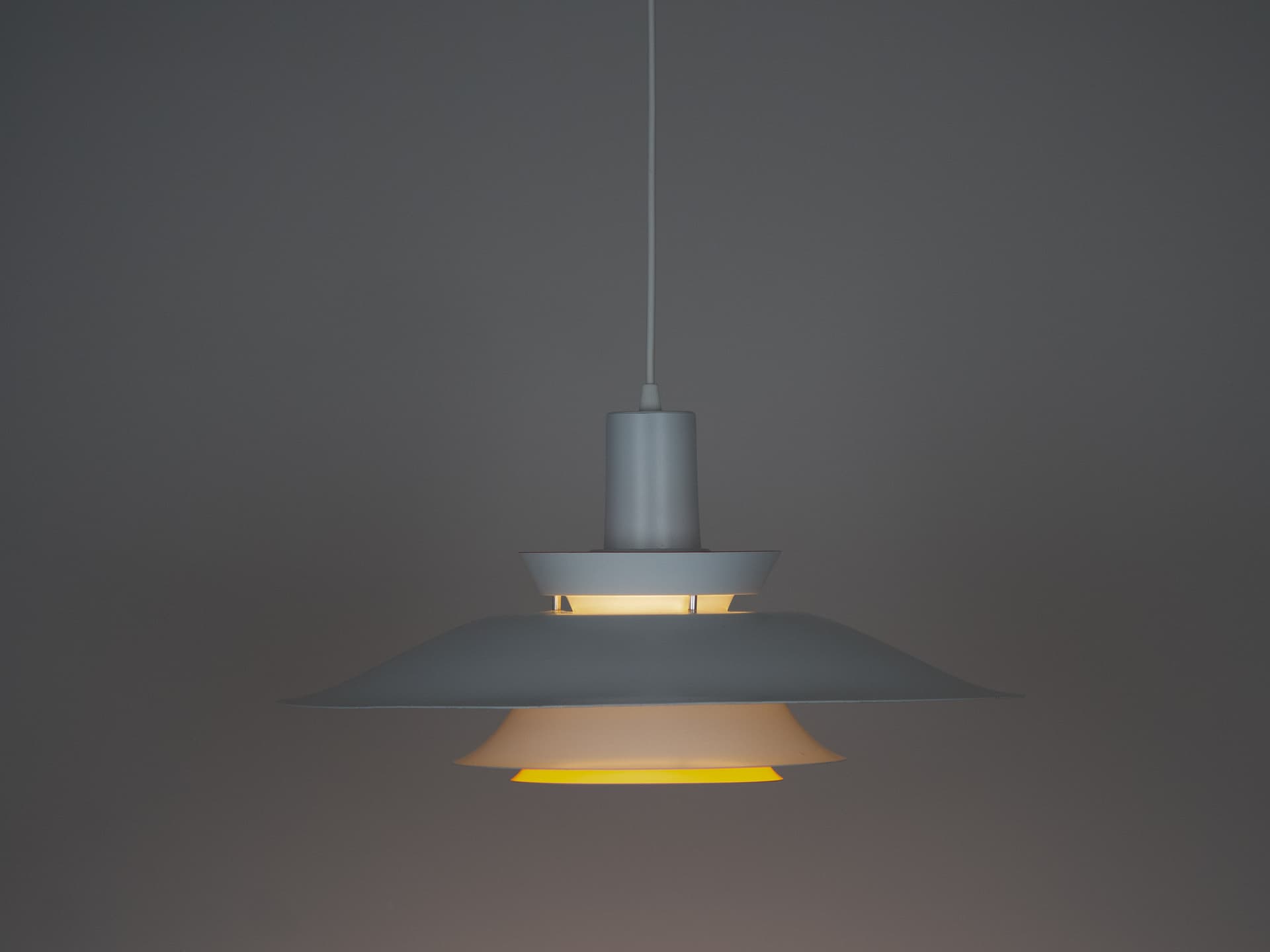 Para lamp wiszących, biały, metal, Dania, lata 80. - 260751