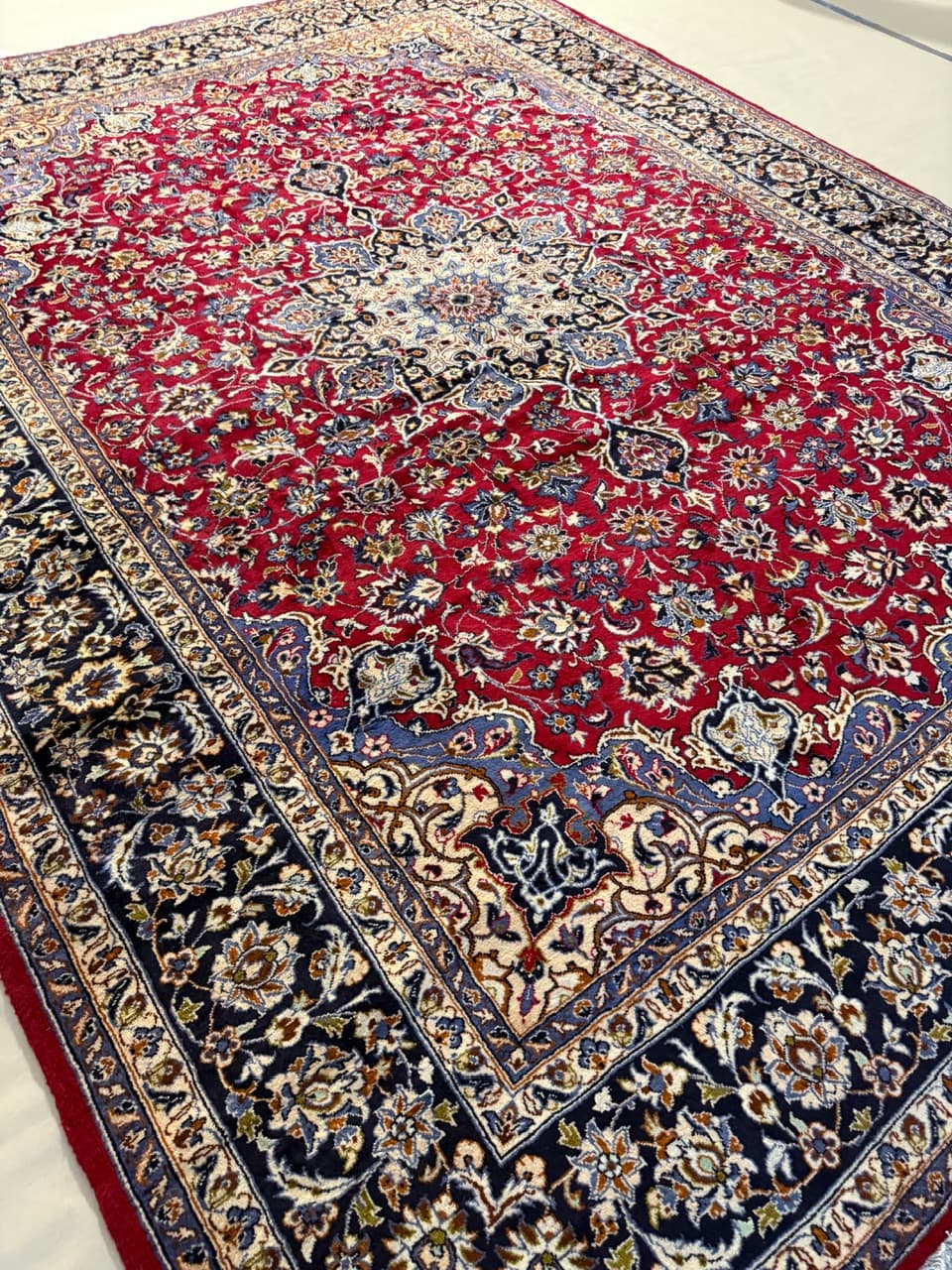 Dywan Keshan 400x300 cm, wełna czerwona, Iran - 260763