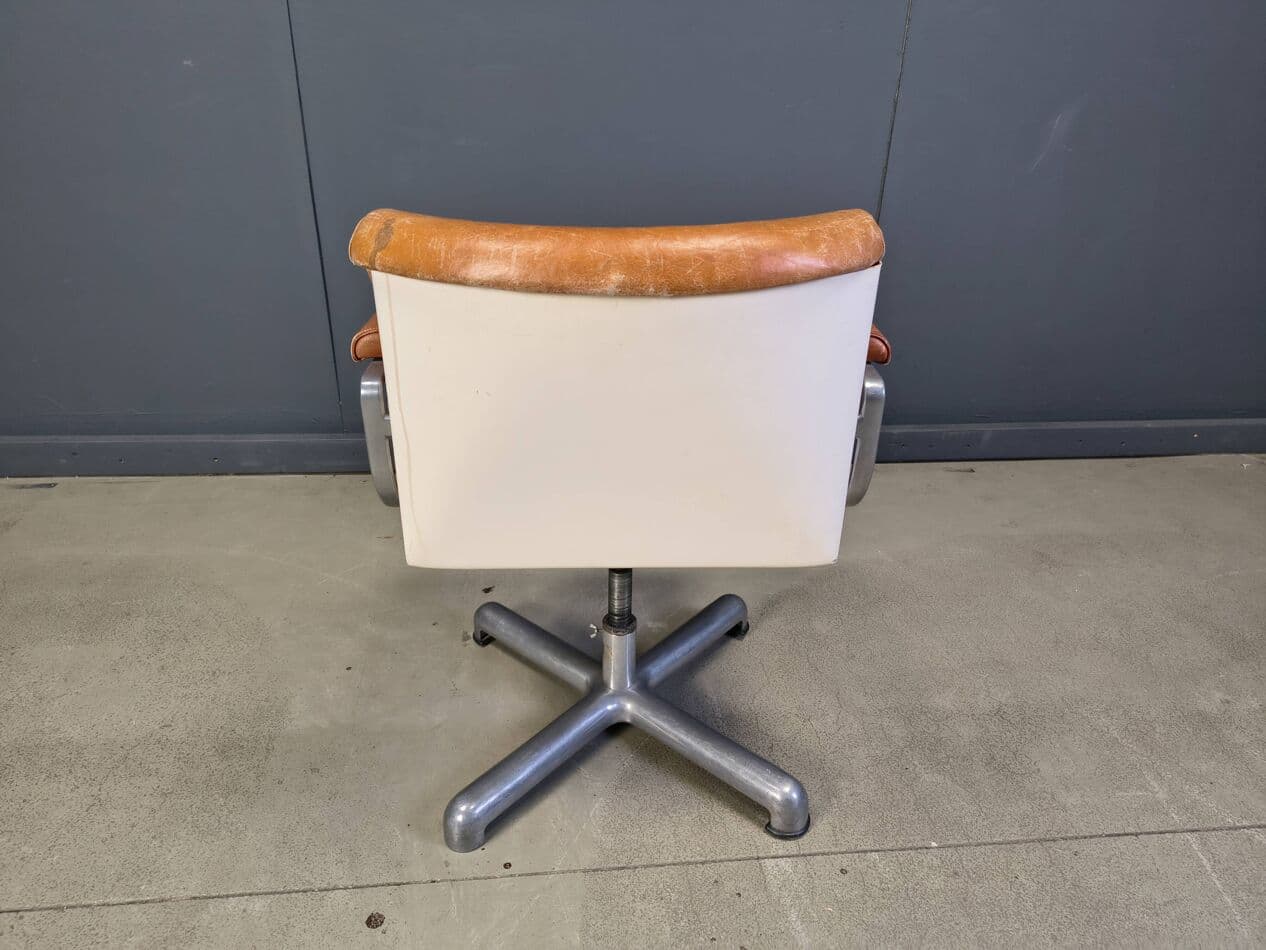 Office chair K Series, brown leather, aluminium, by E. Sottsass, Poltronova, Italy, 1970s. - 275720