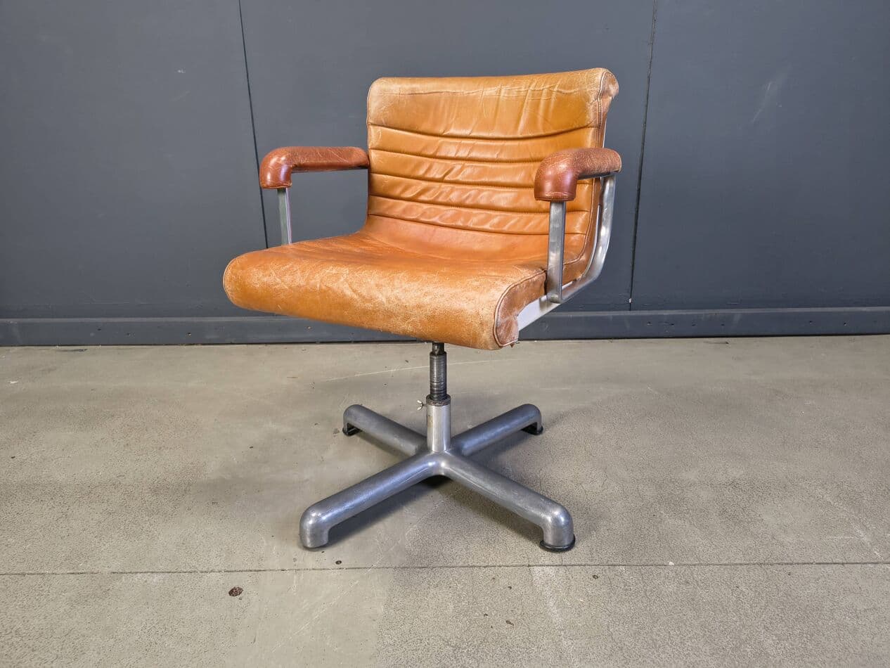 Office chair K Series, brown leather, aluminium, by E. Sottsass, Poltronova, Italy, 1970s. - 275716