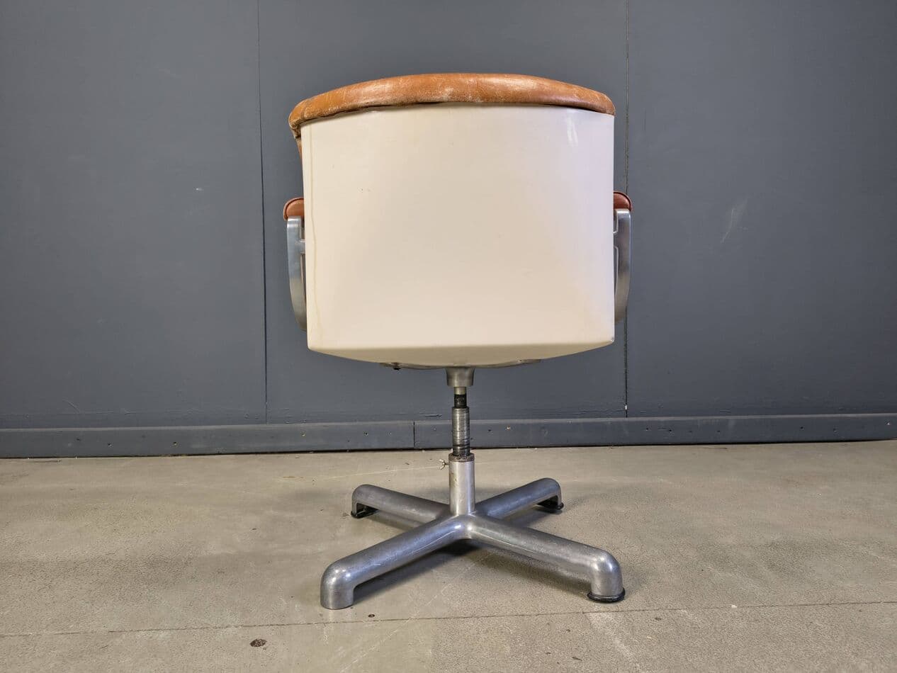 Office chair K Series, brown leather, aluminium, by E. Sottsass, Poltronova, Italy, 1970s. - 275719
