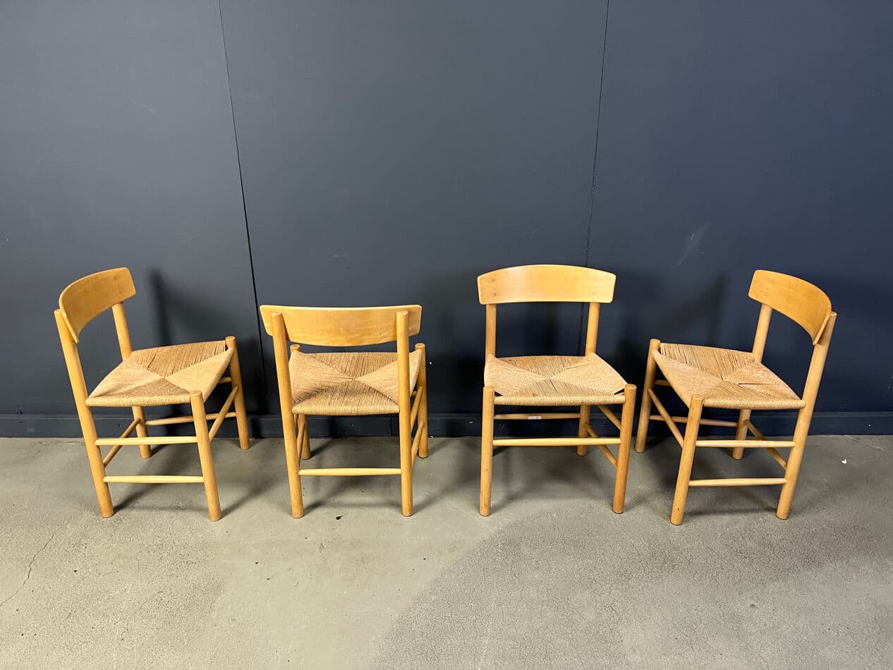 set of four chairs J39, beige oak, by B. Mogensen, Fredericia, Denmark, 1980s - 275193