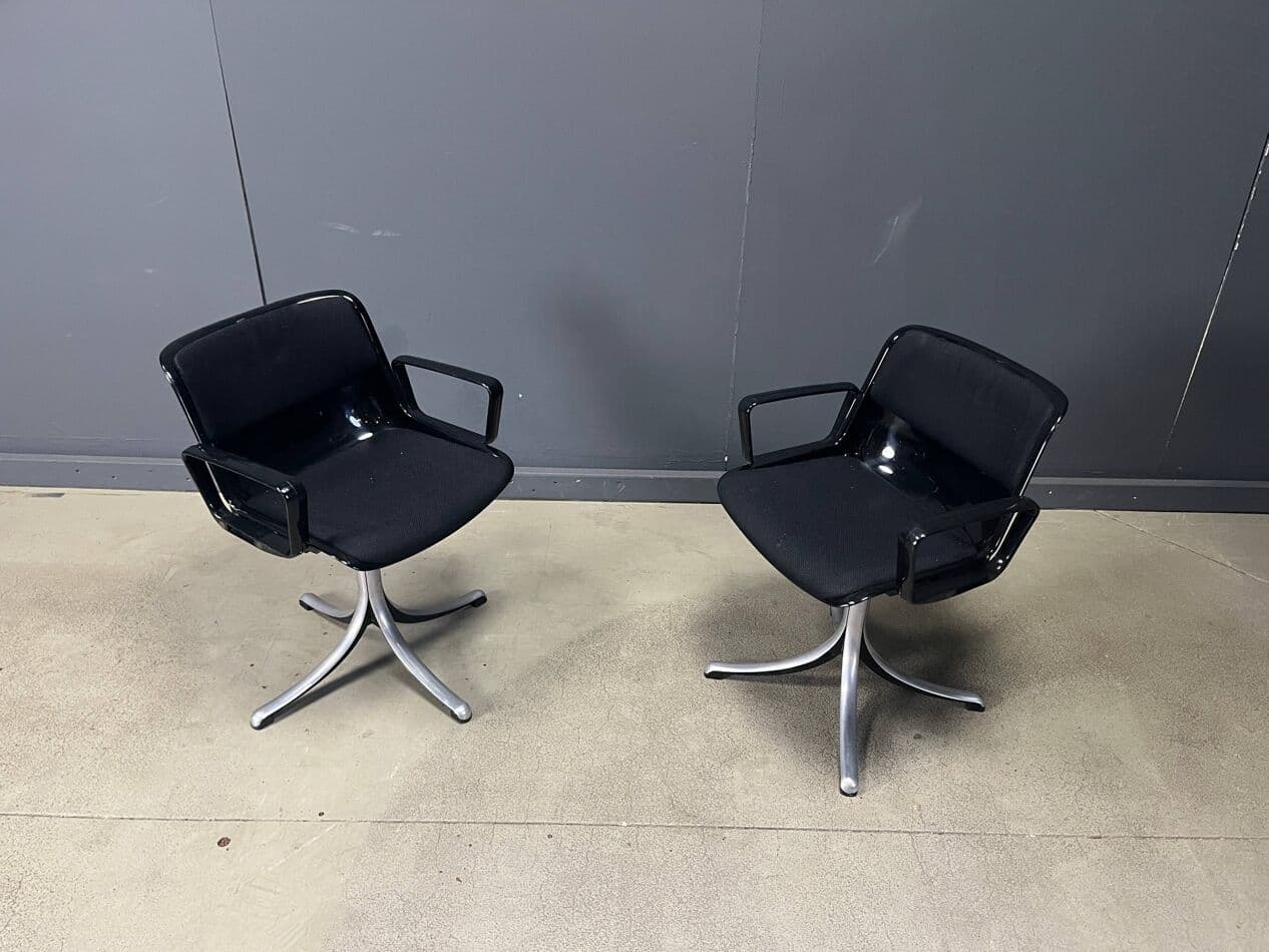 set of two chairs Modus, black plastic, by O. Borsani, Tecno, Italy, 1970s - 275118