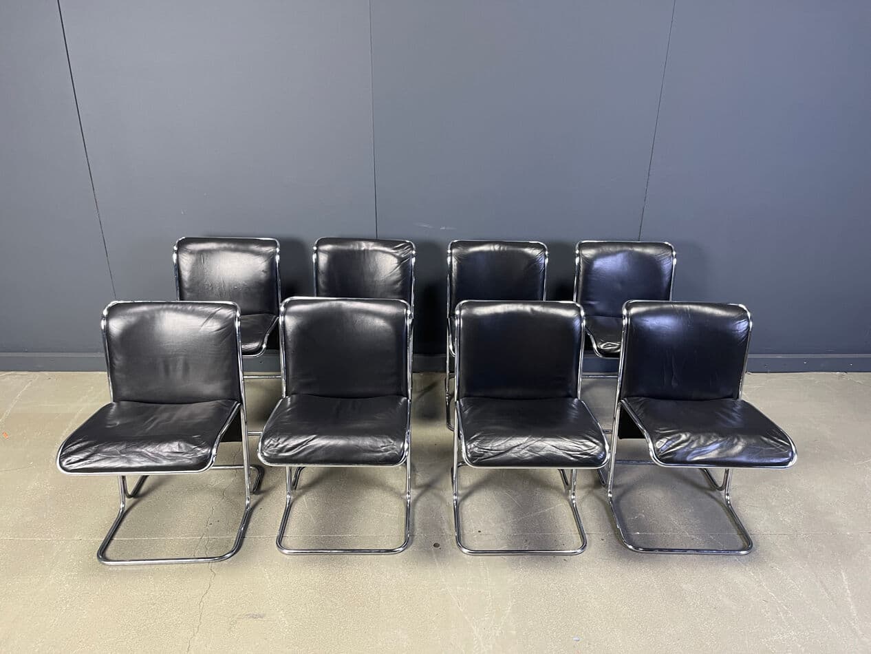 zestaw 8 krzeseł Calla, skóra czarna, stal chromowana, Włochy, lata 70. - 274942
