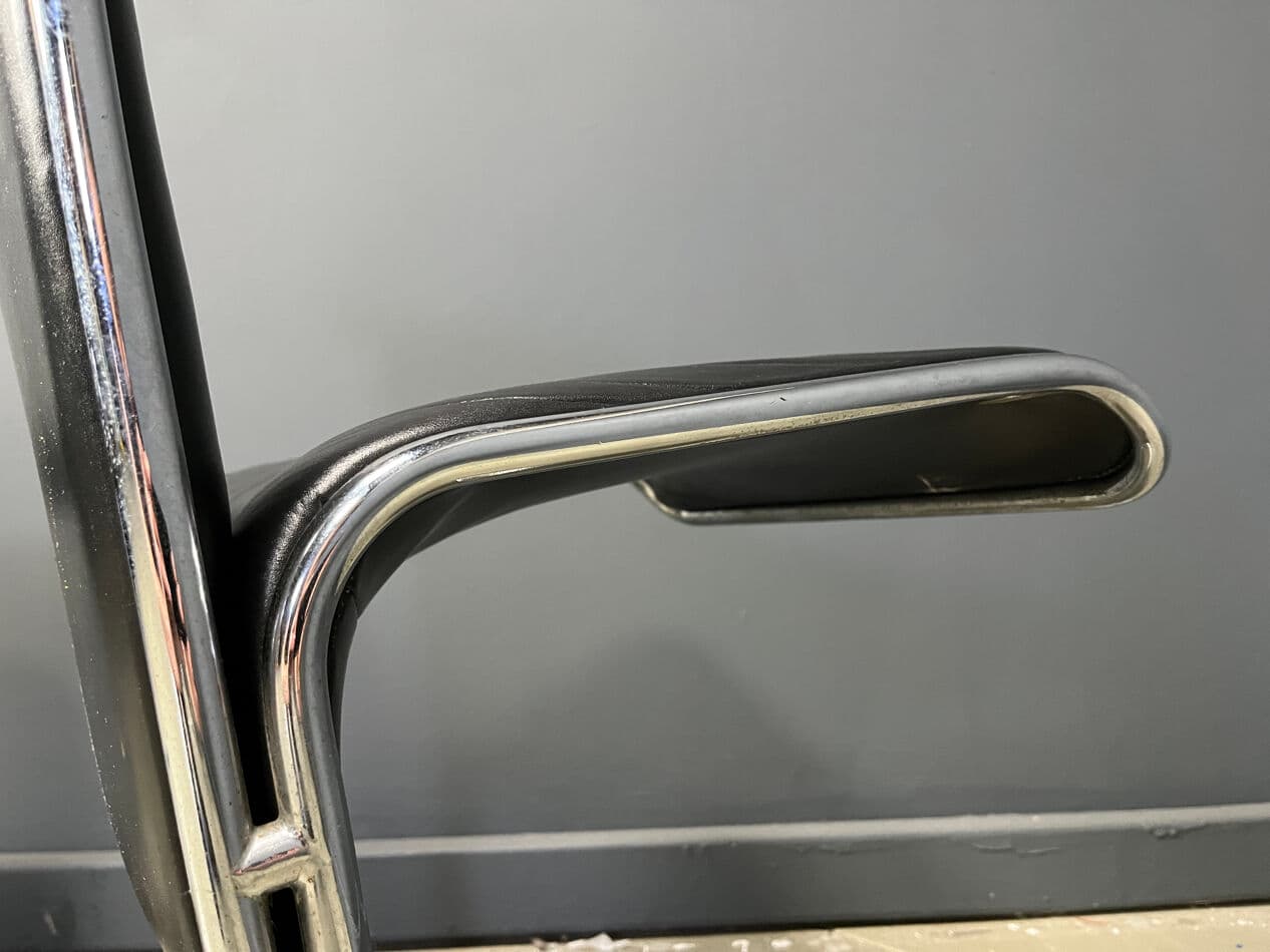 zestaw 8 krzeseł Calla, skóra czarna, stal chromowana, Włochy, lata 70. - 274946