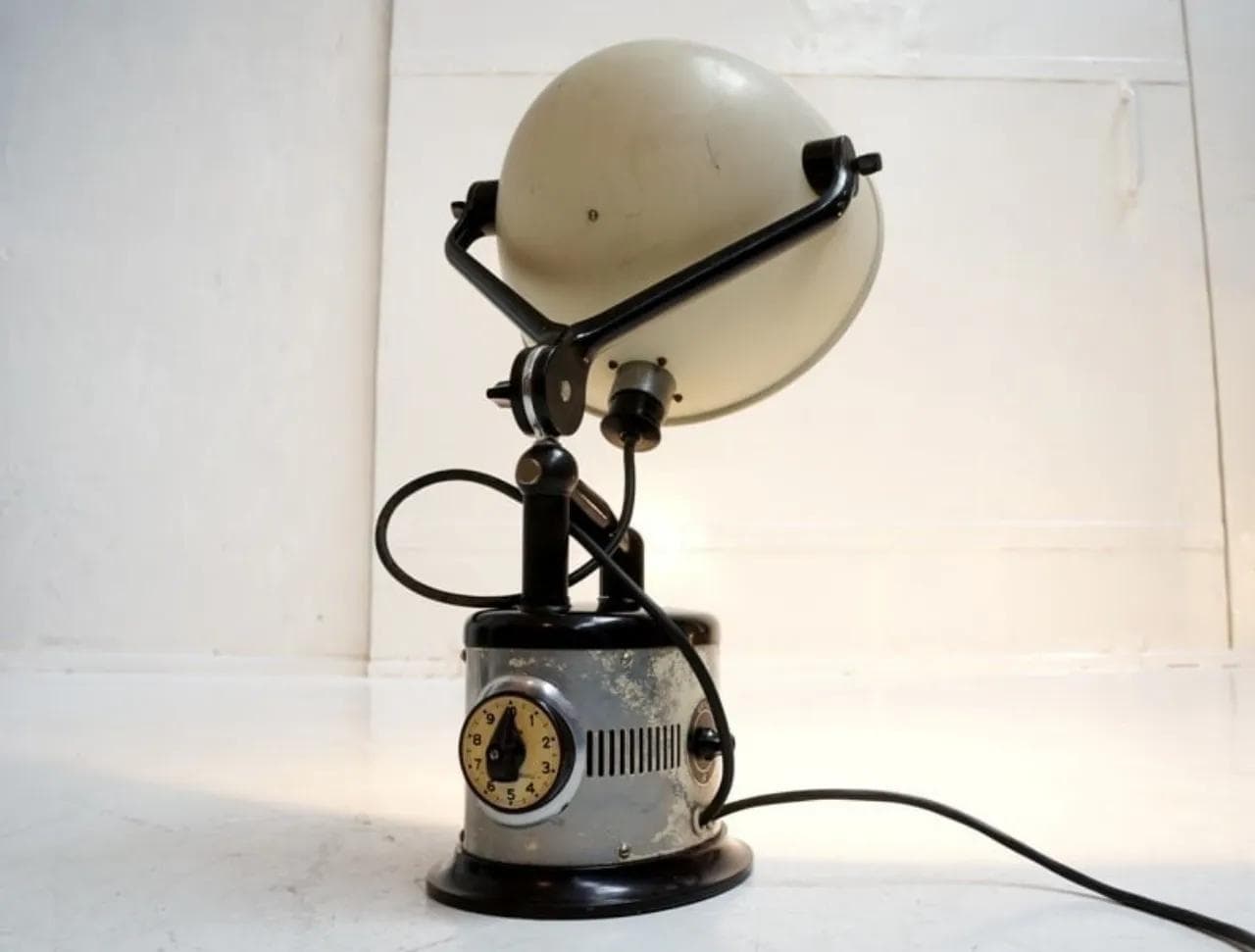 Lampa stołowa Hanau, ivory white, bakelit, Niemcy, lata 60. - 19180