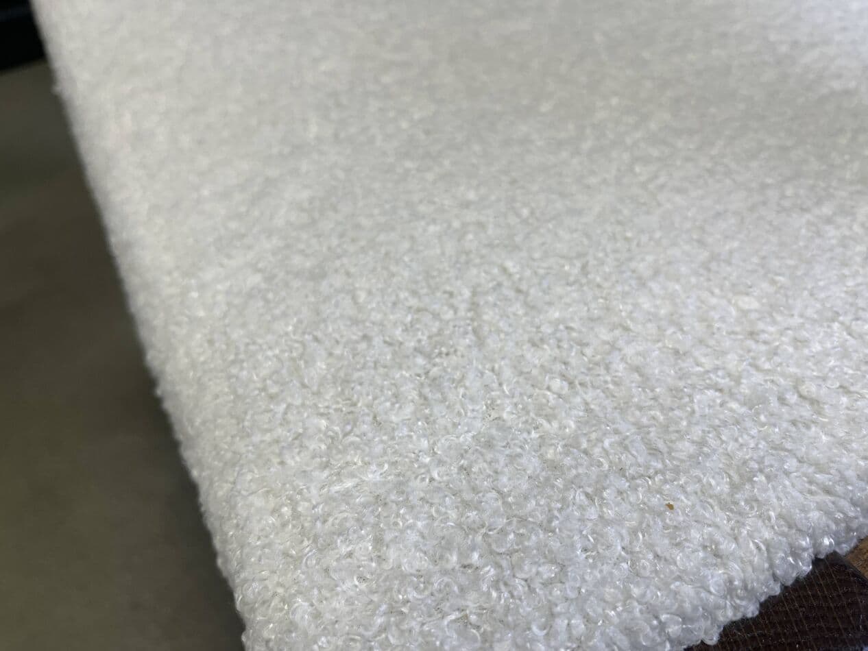 Zestaw sześciu krzeseł jadalnianych brutalistycznych, dąb brązowy, bouclé kremowy, Niemcy, lata 60. - 273290