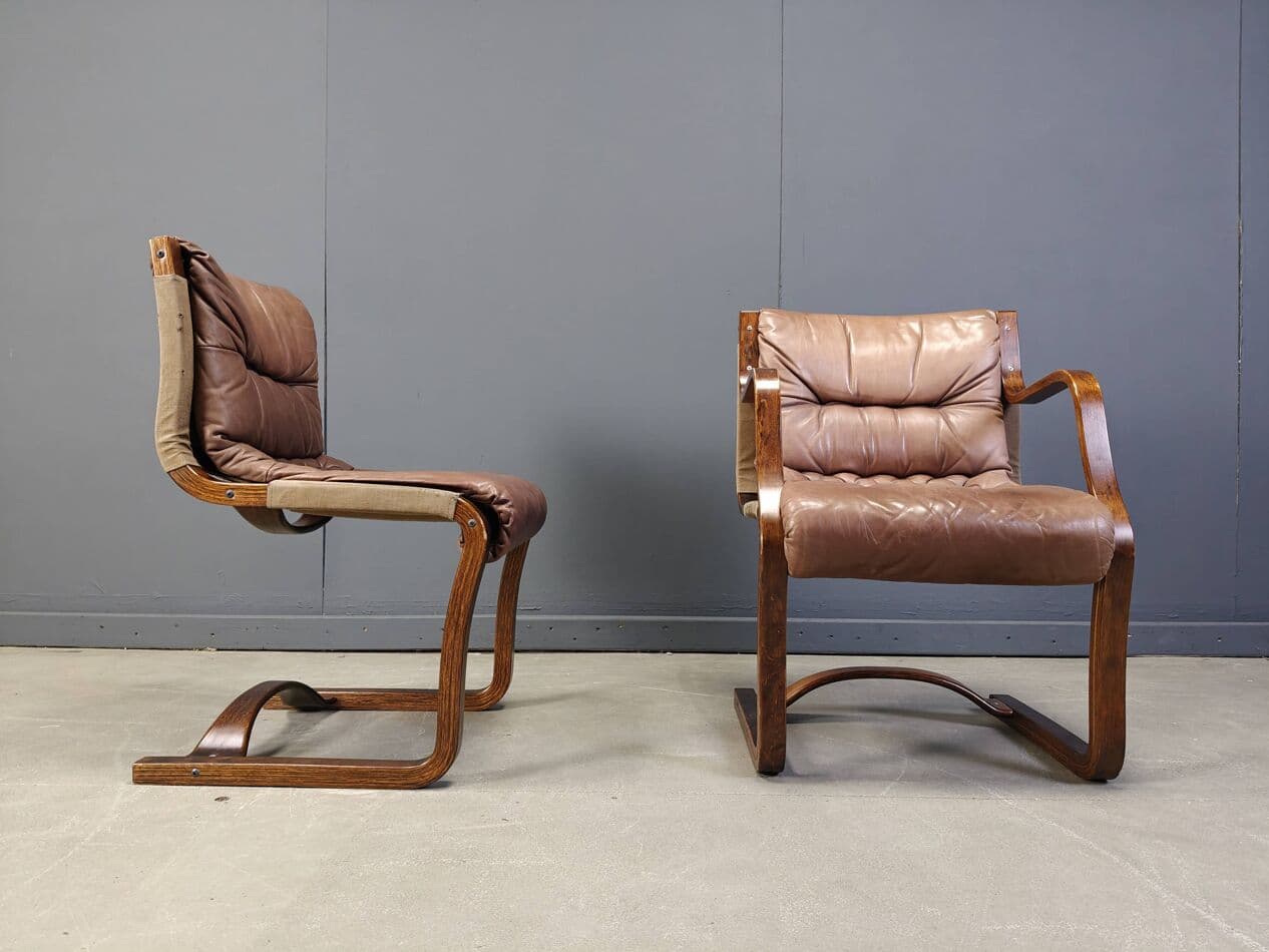 Zestaw sześciu krzeseł, Asko Pajamies, skóra brązowa, sklejka, proj. E. Pajamies, Asko, Finlandia, lata 70. - 273064