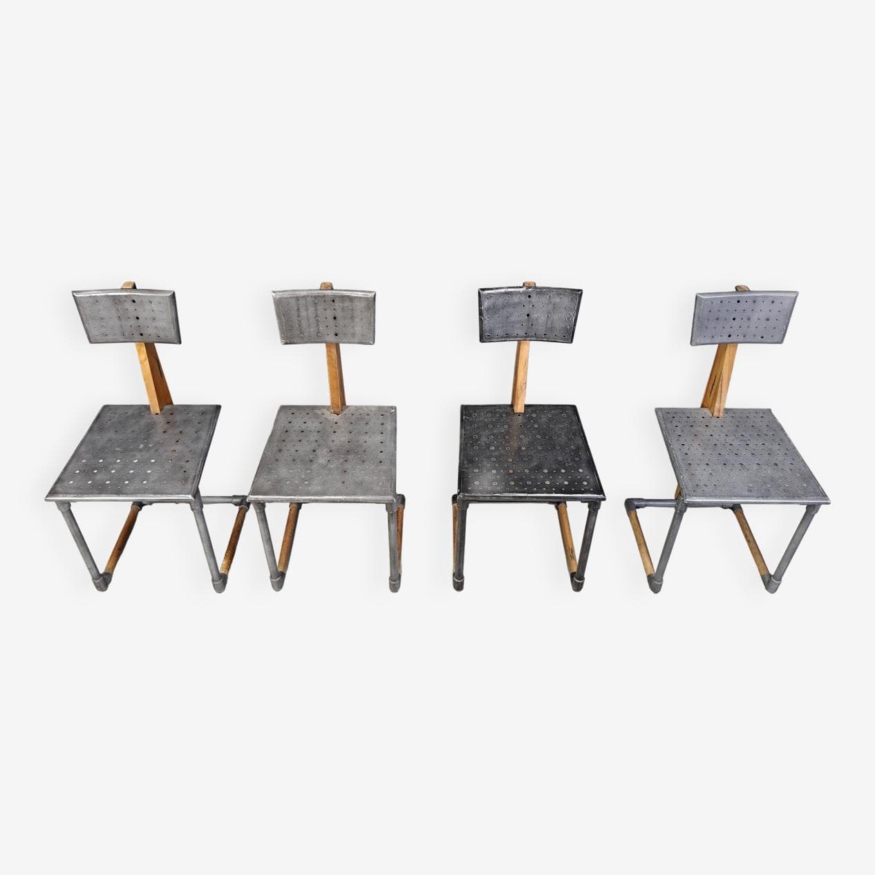 zestaw czterech krzeseł industrialnych, szary, metal, Belgia, lata 70. - 272487