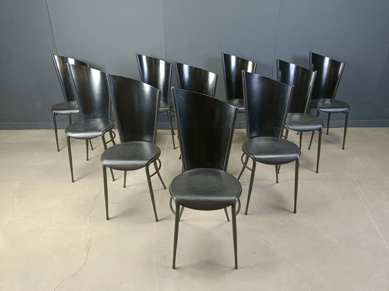 zestaw 10 krzeseł do jadalni postmodernistycznych, czarny, drewno, Włochy, lata 80. - 272122