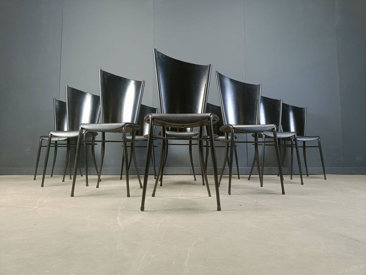 zestaw 10 krzeseł do jadalni postmodernistycznych, czarny, drewno, Włochy, lata 80. - 272131