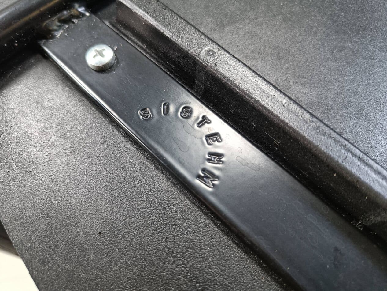 Zestaw sześciu krzeseł jadalnianych, czarny, metal, Włochy, lata 90. - 271414