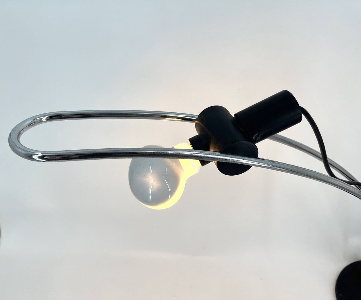 Lampa biurkowa, srebrny chrom, Włochy, lata 70. - 271288